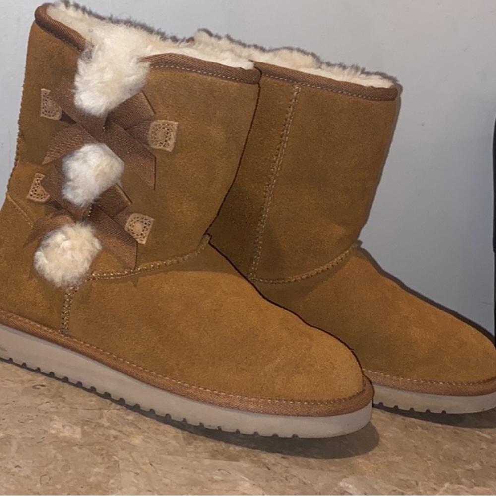 Kookaburra by Ugg
